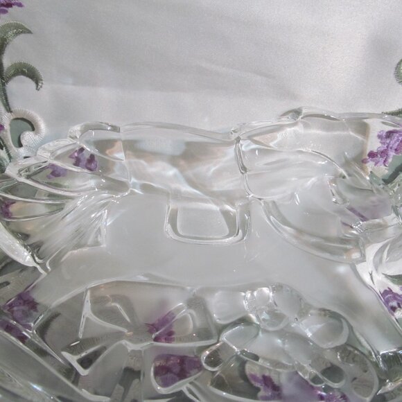 Mikasa Rocking Horse Glass Bowl 7-1/2" w its box - Picture 11 of 16